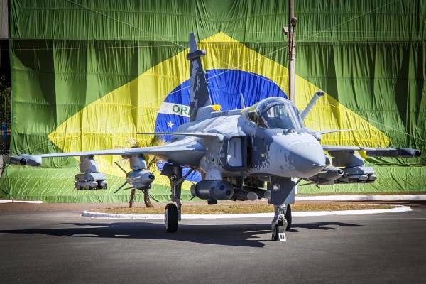 AeroJota_Gripen-F-39E-FAB_Foto-Divulgacao