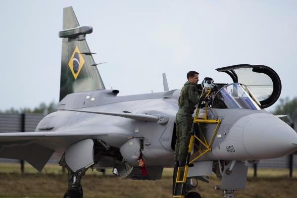 AeroJota_Gripen-F-39E-FAB_Foto-Divulgacao