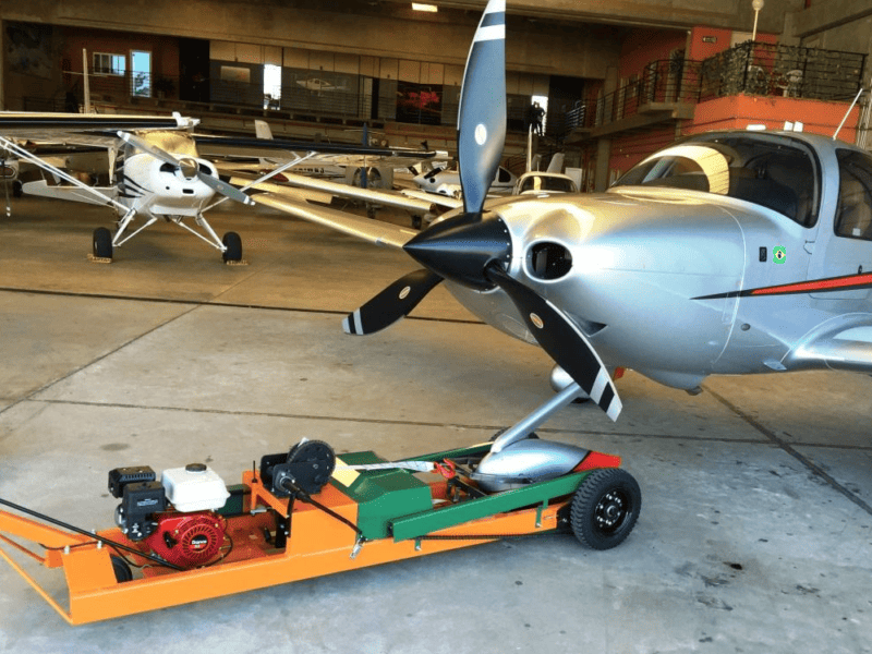 Mini Rebocador Aeronáutico Motorizado para Avião e Helicóptero