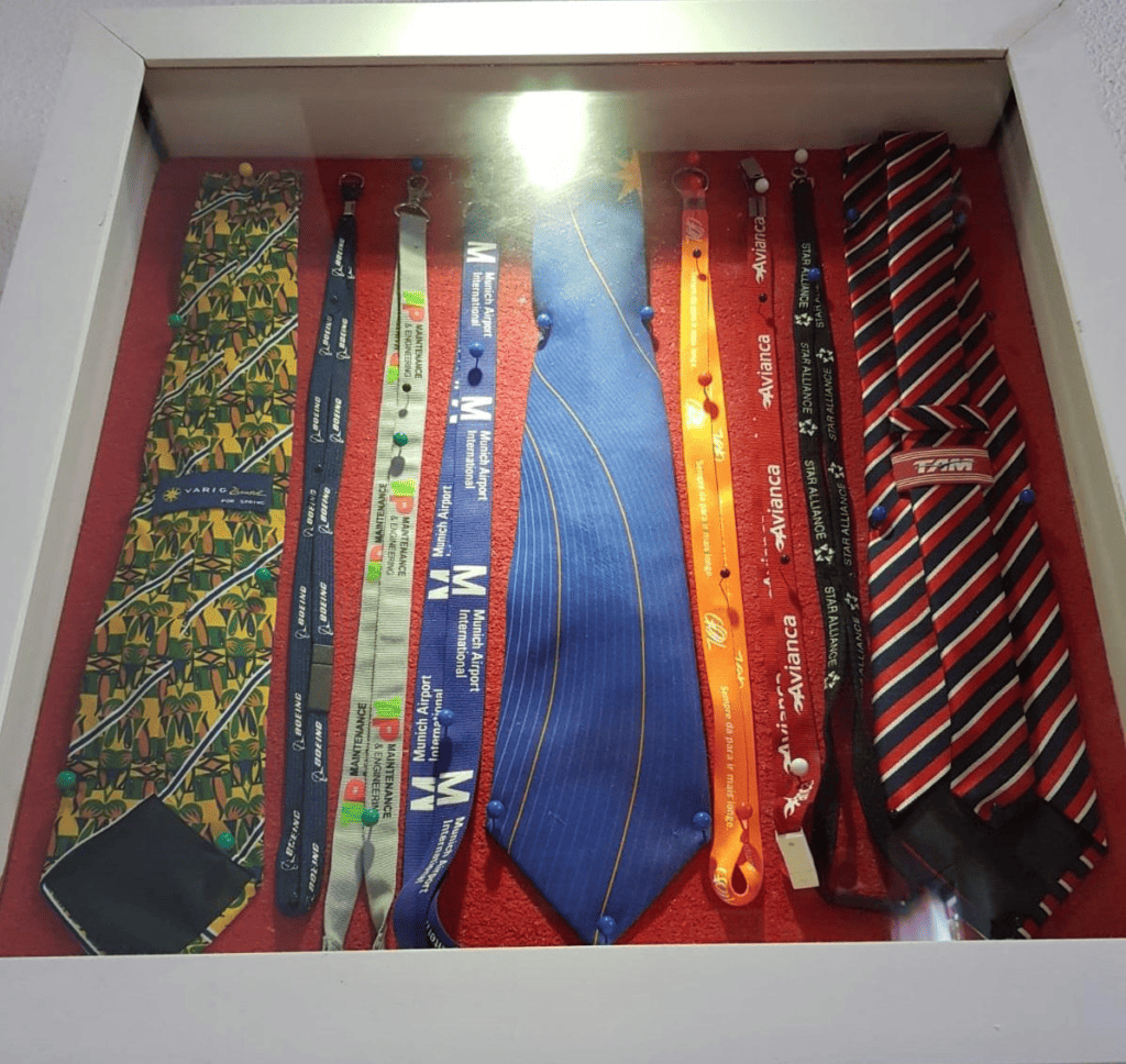 Quadros Decorativos com Peças Aeronáutica