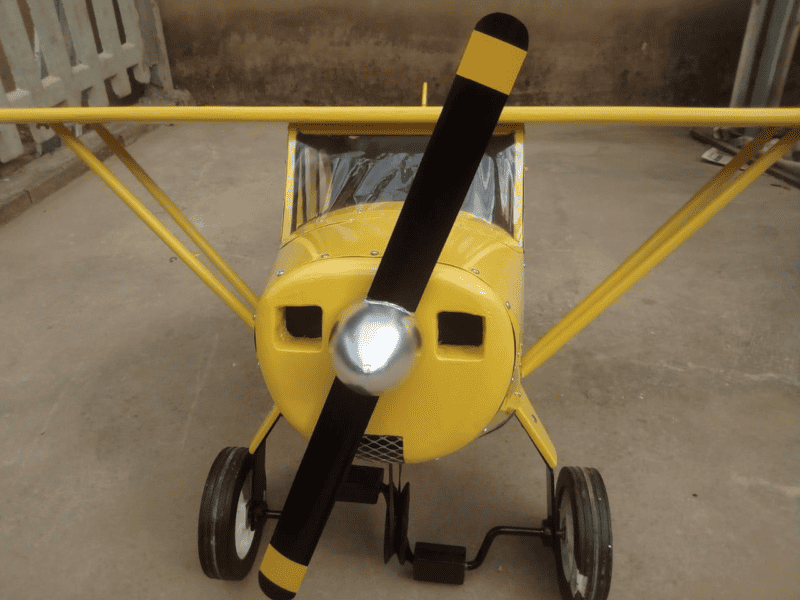 Avião a Pedal Infantil Réplica