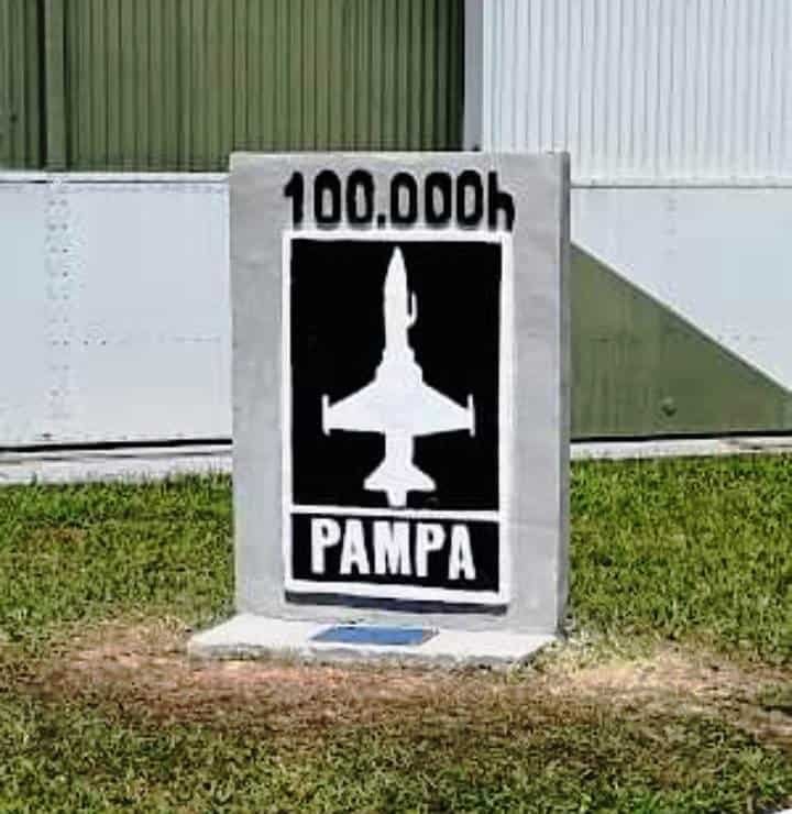 AeroJota_100.000-horas-de-voo-F-5-no-Esquadrao-PAMPA_1