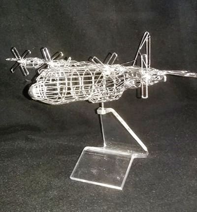 Maquete de Avião, Helicóptero e Balão em Aramado