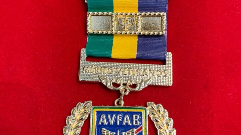 AeroJota_Medalha-Merito-Veterano-da-Forca-Aerea-Brasileira