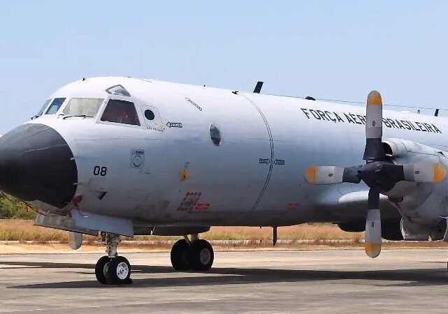 AeroJota_P-3-Orion-FAB-7208