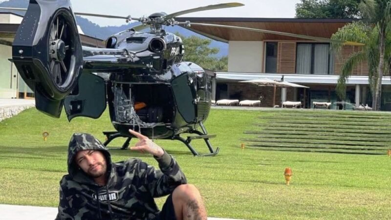 Neymar-e-seu-helicoptero-BK-117-D-2