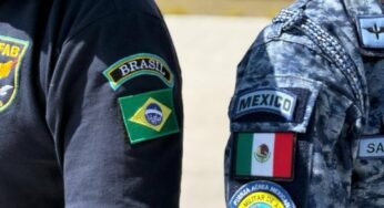 Veterano MUNHOZ da AVFAB é recebido pelo Diretor do Museu Aeronáutico no México.