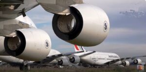Airbus-A-380-sendo-desmontados-para-pecas-de-reposicao