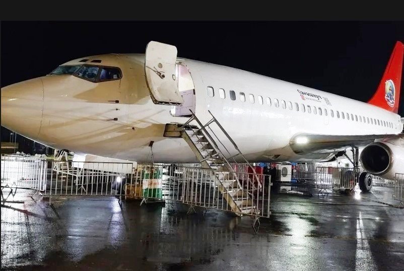 Aviao-Alegre-Boeing-737-em-Porto-Alegre_Foto-Divulgacao