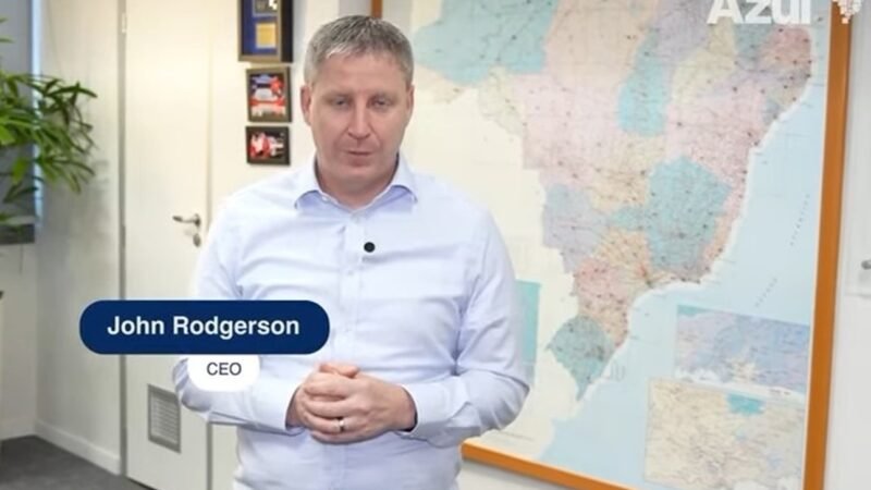 CEO-da-Azul-John-Rodgerson