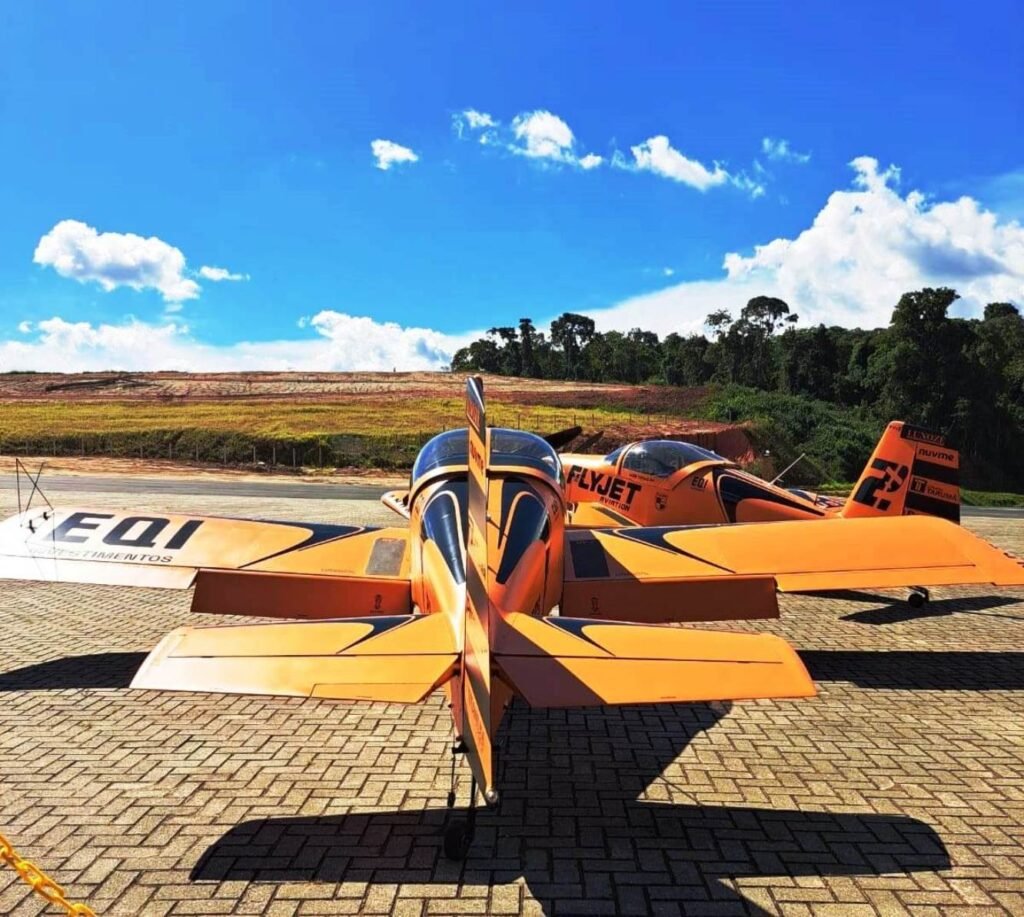 Esquadrilha-de-Demonstracao-Aerea-Fly-Jet-Aviation_Foto-Cmte-Lucimara-Rosa-Brusque-SC