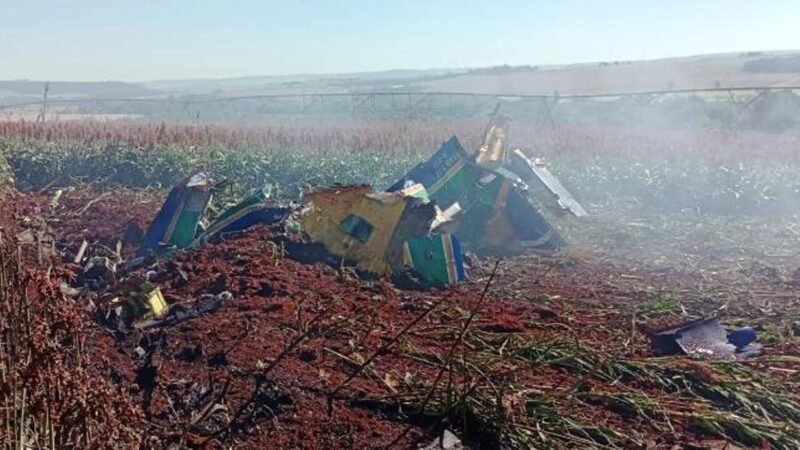 Acidente-com-Aviao-da-Esquadrilha-da-Fumaca-A-29-Super-Tucano_Foto-Colaborador