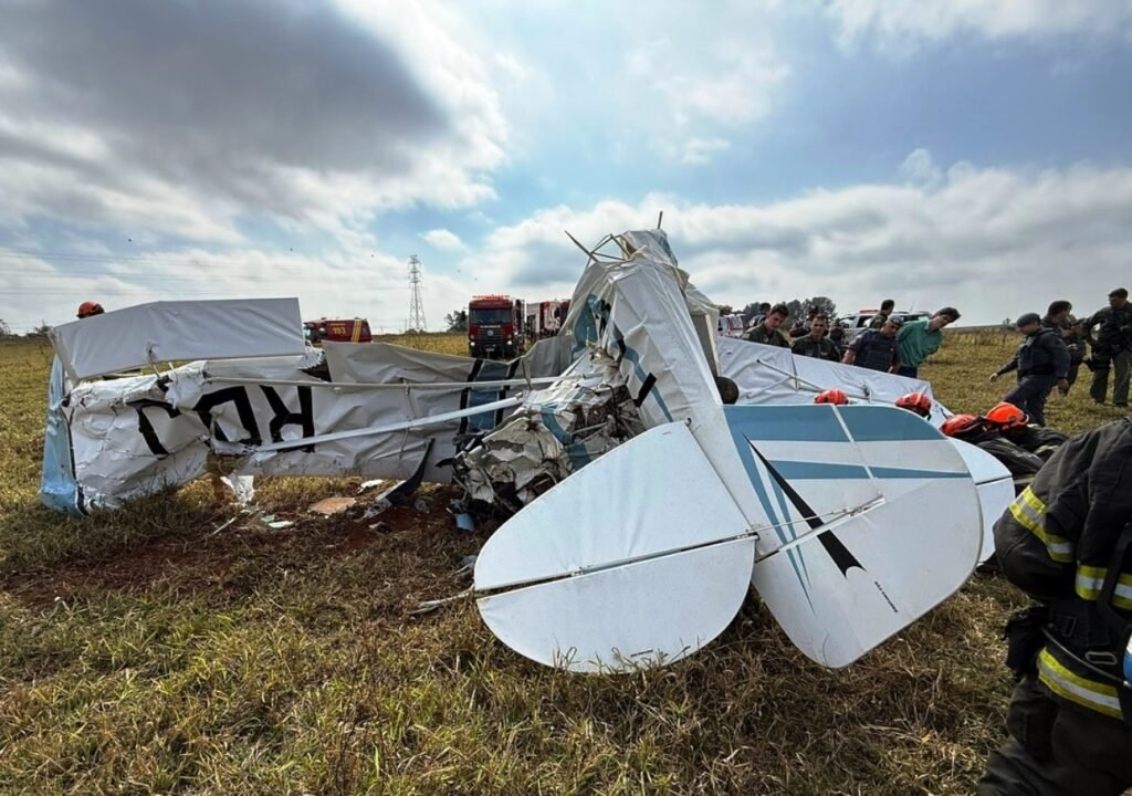 Aviao-de-Instrucao-Paulistinha-CAP-4-PP‑RDJ-cai-em-Sao-Jose-do-Rio-Preto