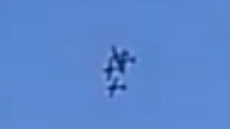 Colisão em voo de duas aeronaves da Esquadrilha da Fumaça_Imagem Colaborador.
