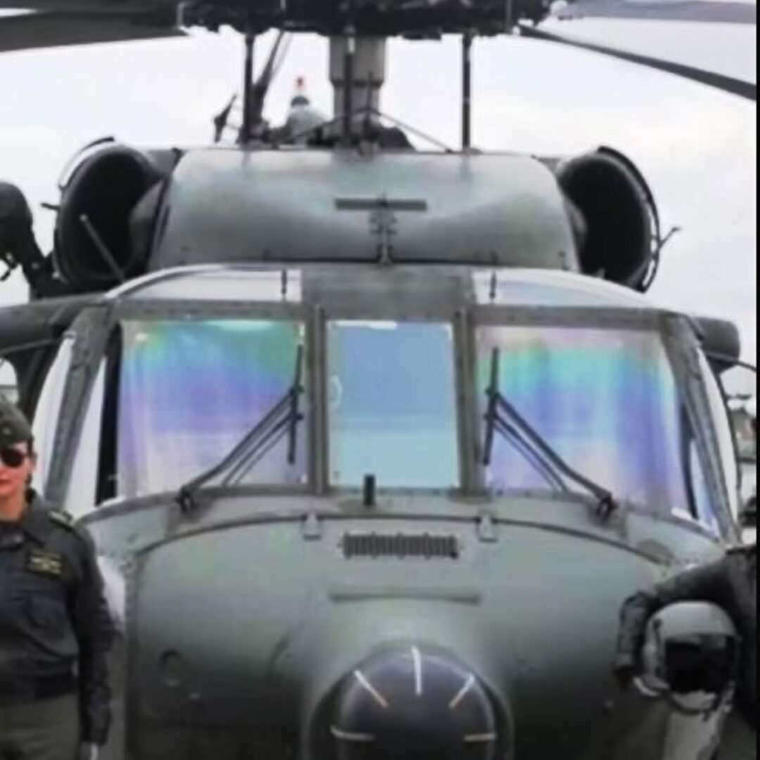 Helicóptero Black Hawk da Polícia Nacional da Colômbia abatido