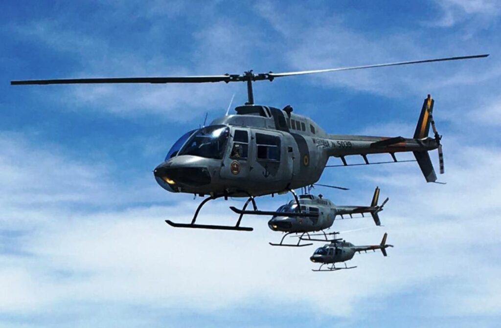Helicoptero-Bel-Jet-Ranger-III-da-Marinha-do-Brasil-a-serem-doados-para-a-Armada-do-Uruguai.