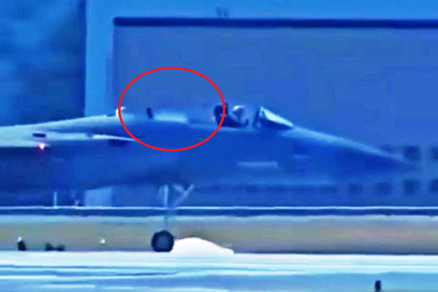 Imgem do Caça F-15D Eagle que teve ejeção acidental nos EUA