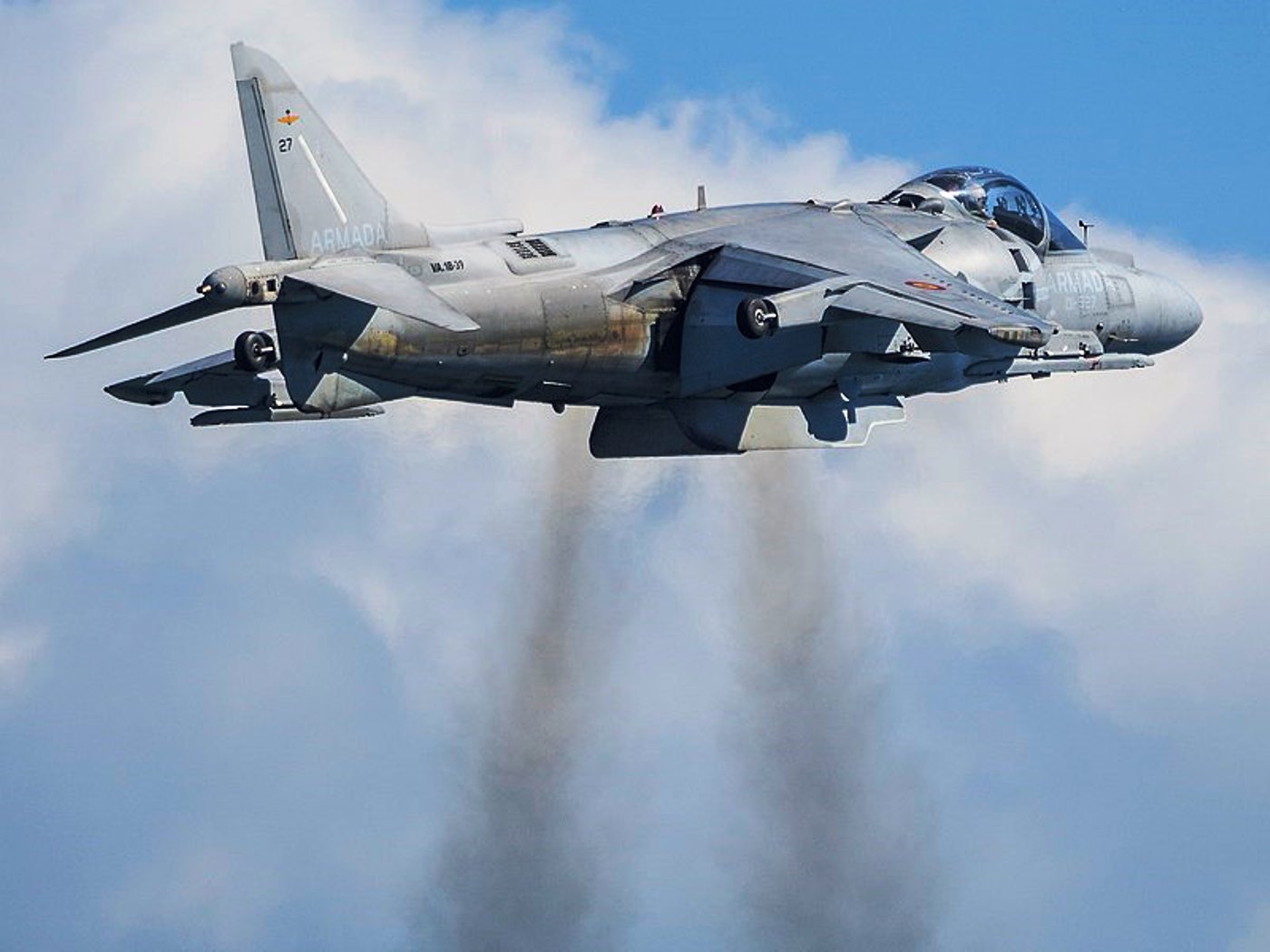 Aviao-Harrier-AV-8B_Imagem-Divulgacao