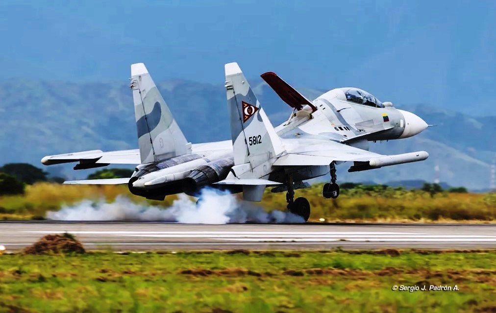 Aviao-SU-30-da-Forca-Aerea-da-Venezuela_Credito-da-Foto-Sergio-J.Padron-A