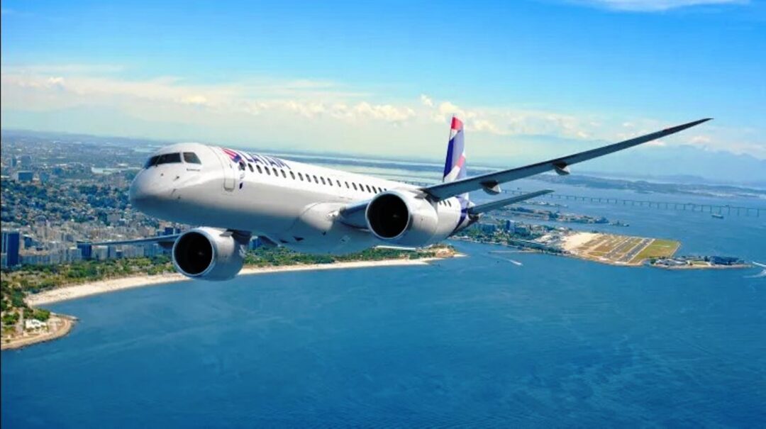 Embraer-E195-E-2-chega-na-LATAM-para-ampliar-rotas_Credito-da-Foto-Embraer-Divulgacao