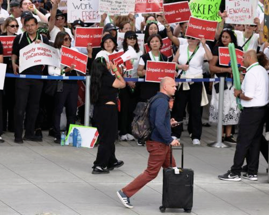 Greve dos Comissários da Air Canada continua
