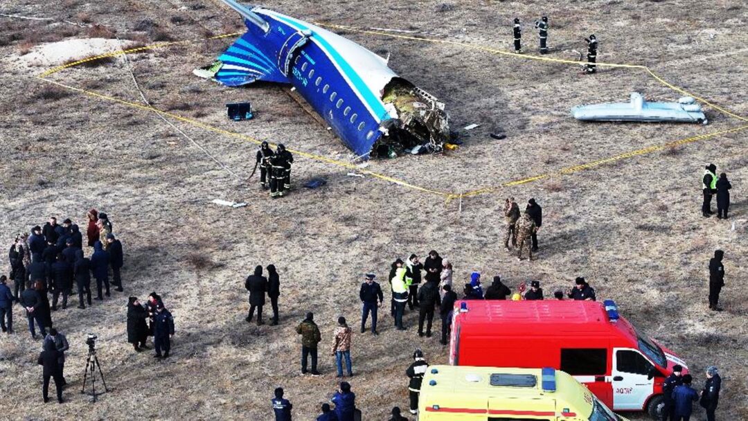 Putin admite culpa da Rússia no abate do Embraer 190 da Azerbaijan Airlines_Imgem divulgação