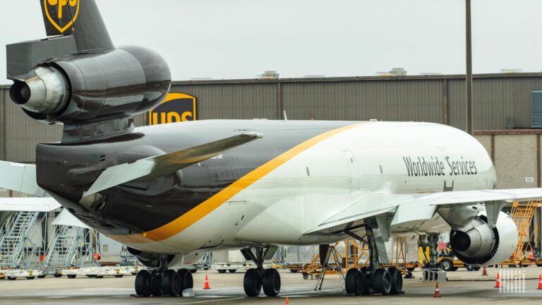 Aviao-MD-11-da-UPS-que-caiu-em-Louisville-Kentucky-EUA_Imagem-UPS
