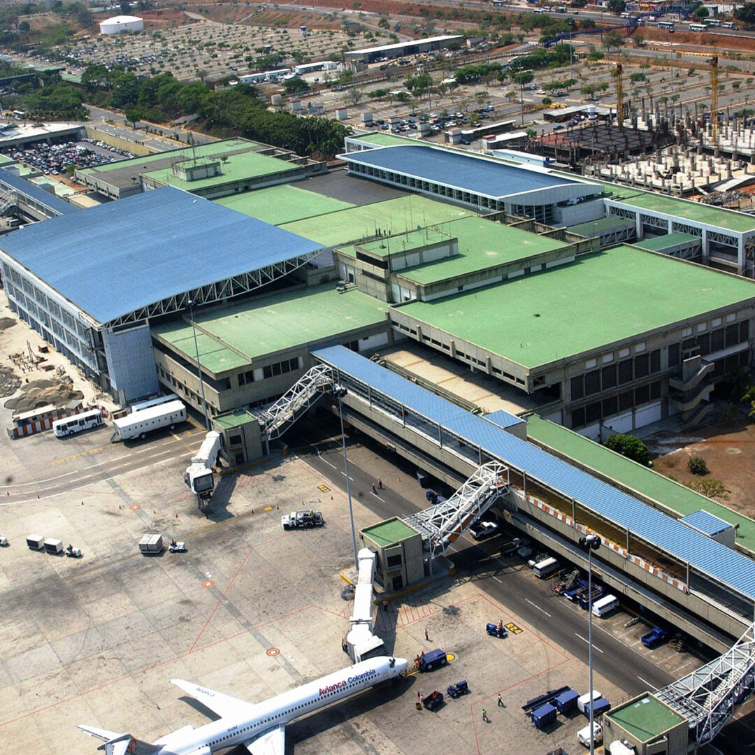 Venezuela revoga licenças após suspensão dos voos da Latam e Gol na crise com os EUA