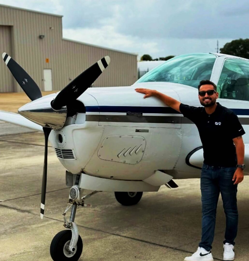 Piloto-brasileiro-dara-a-volta-ao-mundo-em-aviao-monomotor_Imagem-Cmte-Mario-Sergio