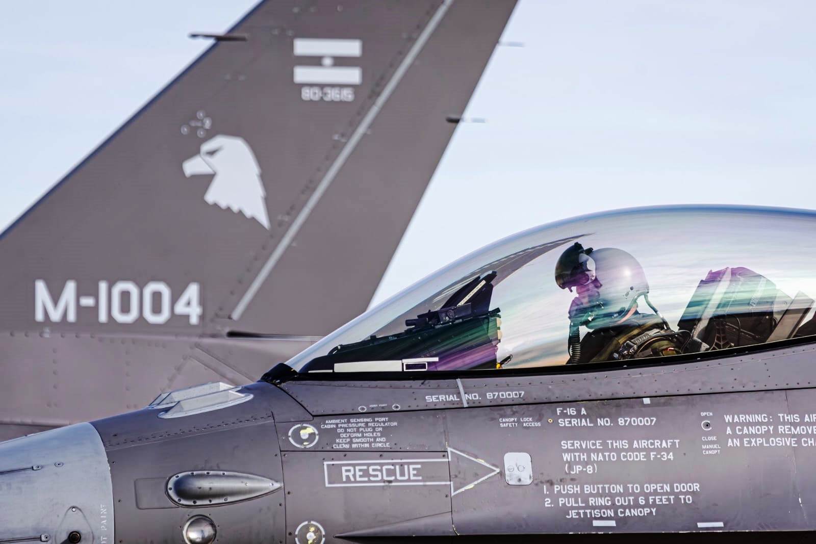 F-16-argentinos-em-Natal-antes-de-seguirem-para-Buenos-Aires_Imagem-FAA