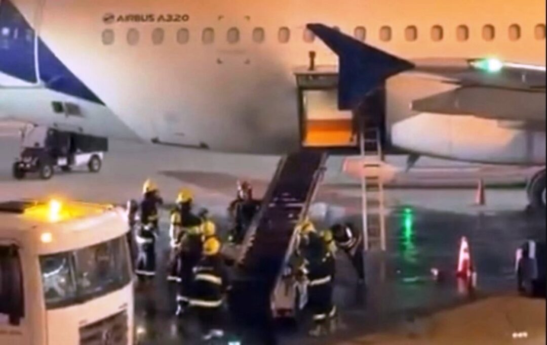 Fogo-em-equipamento-de-solo-da-LATAM-em-Guarulhos_Imgem-rede-social