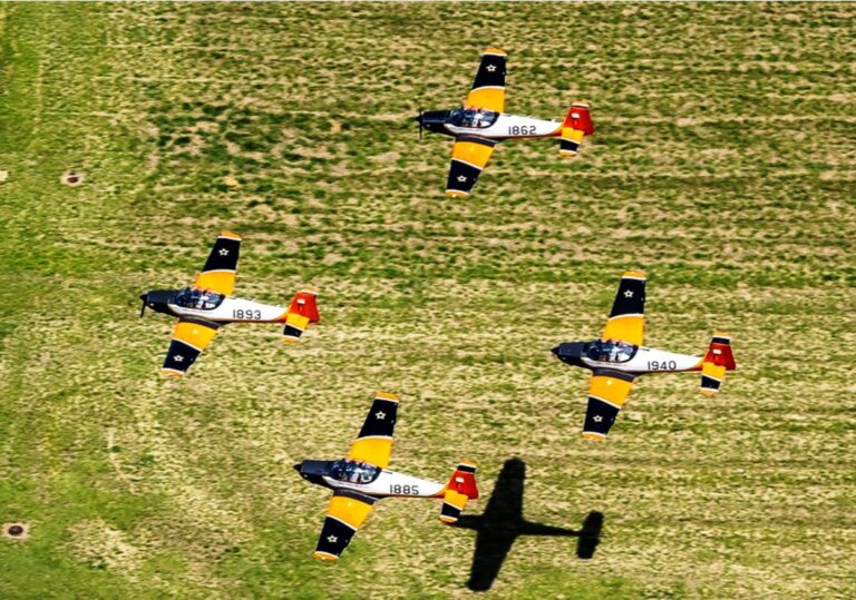 T-25M-da-AFA_Imagem-Sgt-Muller-Marin