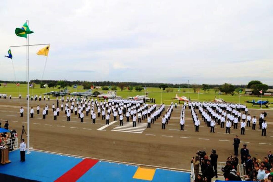 Turma-Artemis-da-AFA_Sargento-Muller-Marin-Cecomsaer