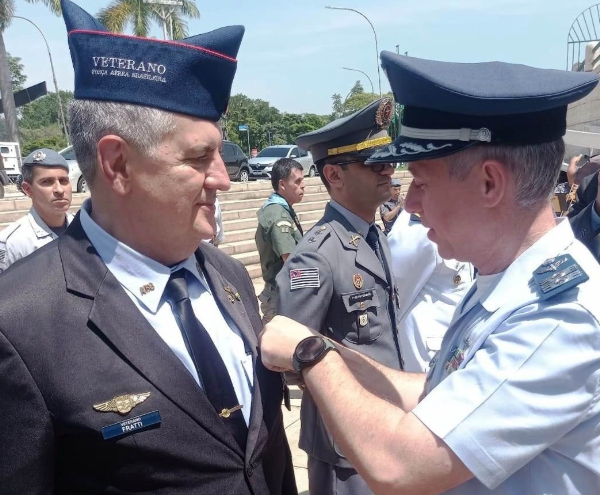 AVFAB-recebe-condecoracao-em-solenidade-do-MMDC-que-marcou-81-anos-de-Monte-Castelo_Imagem-AVFAB