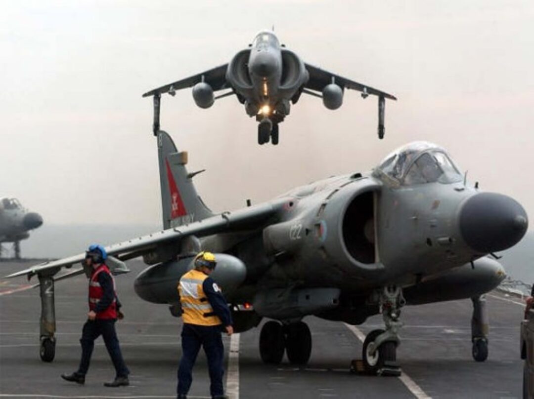 Detalhes do anexo Aposentadoria-do-Harrier-AV-8B-em-junho-de-2026-ja-tem-data-e-cerimonia-final-marcada_Imagem-USMC-1