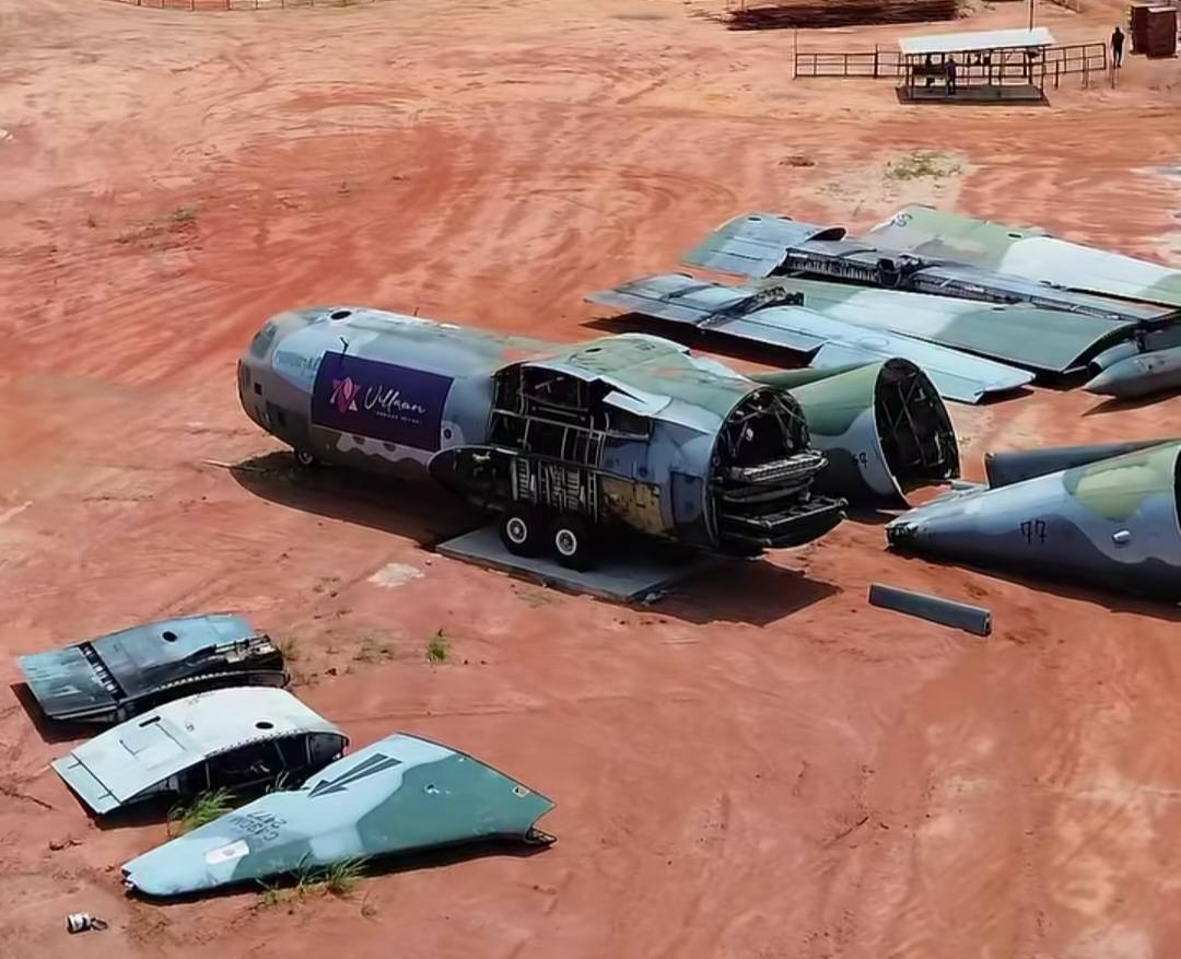 C 130 Hércules que já foi da FAB pode virar boate Villamor Tambaba Resort e já está dando o que falar