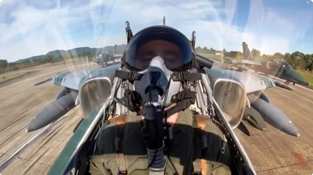 Desativacao-do-AMX-A-1-na-BASMT_Imagem-War-Machine