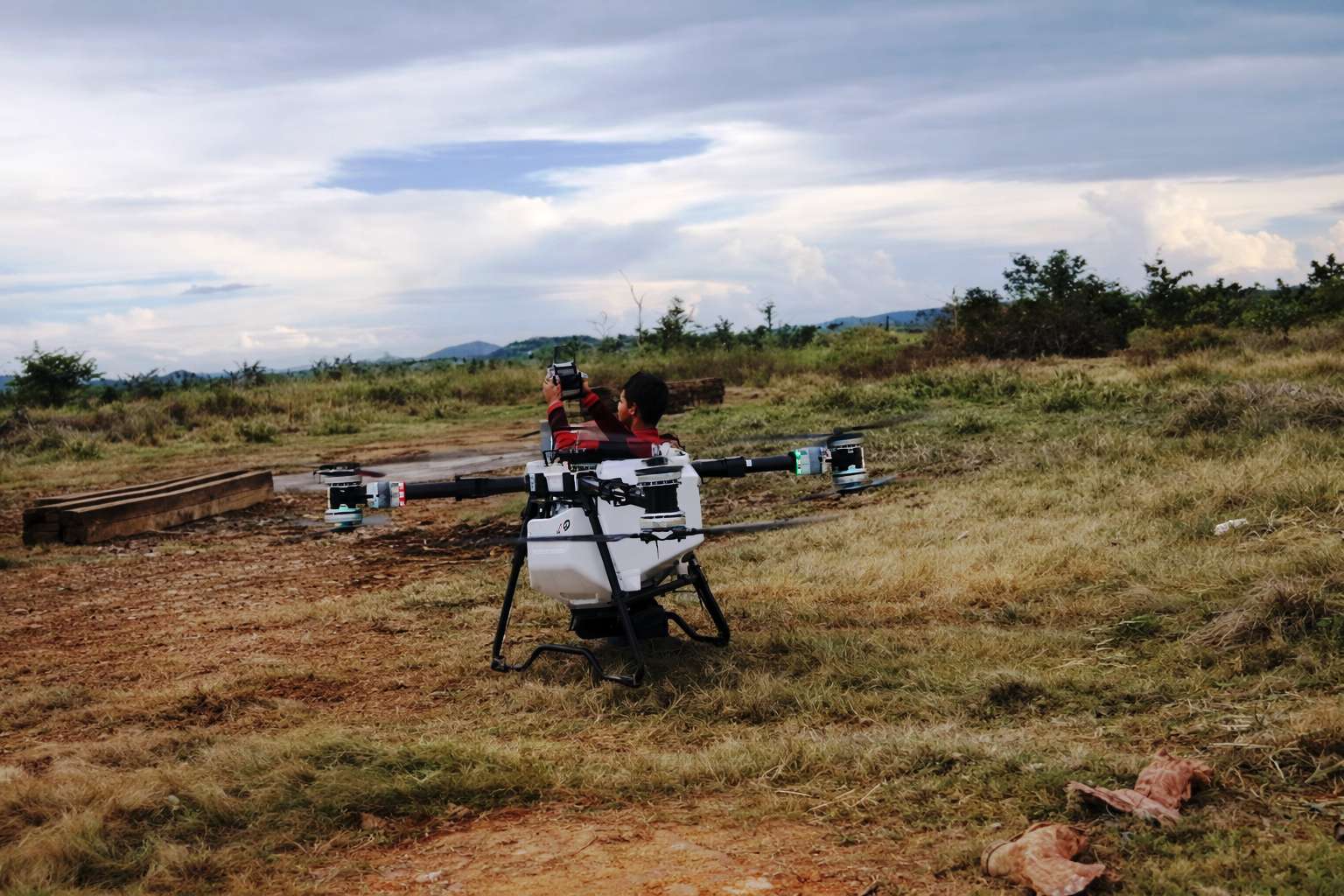 Drone agrícola usado para transporte humano levanta alerta sobre segurança aérea_Imagem divulgação