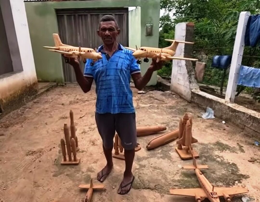 Maquetes-de-Aviao-feitas-artesanalmente-pelo-Ze-do-Aviao_Imagem-Andre-do-Cariri-3