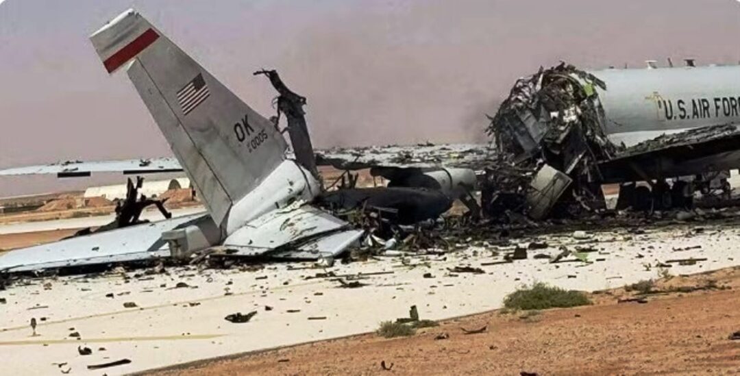 Aviao-E-3-Sentry-dos-EUA-apos-ataque-iraniano-na-Arabia-Saudita_Imagem-Internet2