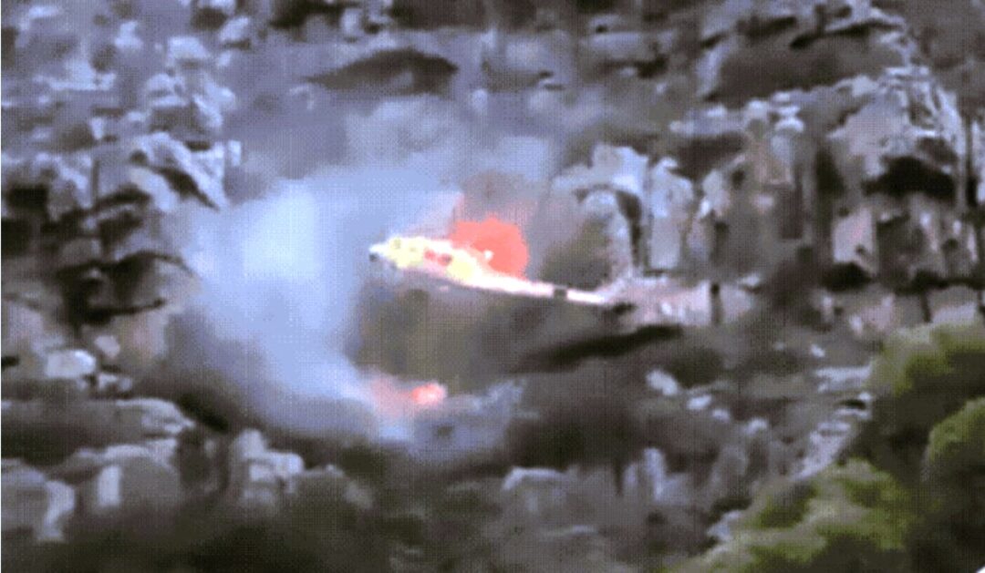 Helicoptero-cai-durante-combate-a-incendio_Imagem-Ilustrativa