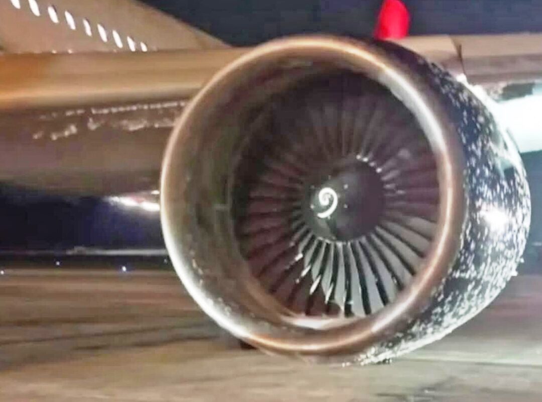 O que pode ter causado a explosão no motor do A330 da Delta em Guarulhos
