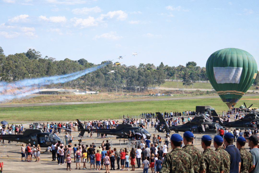 Sábado Aéreo CAVEX em Taubaté reúne apresentações aéreas e grande público no interior paulista_Imagem Ilustrativa