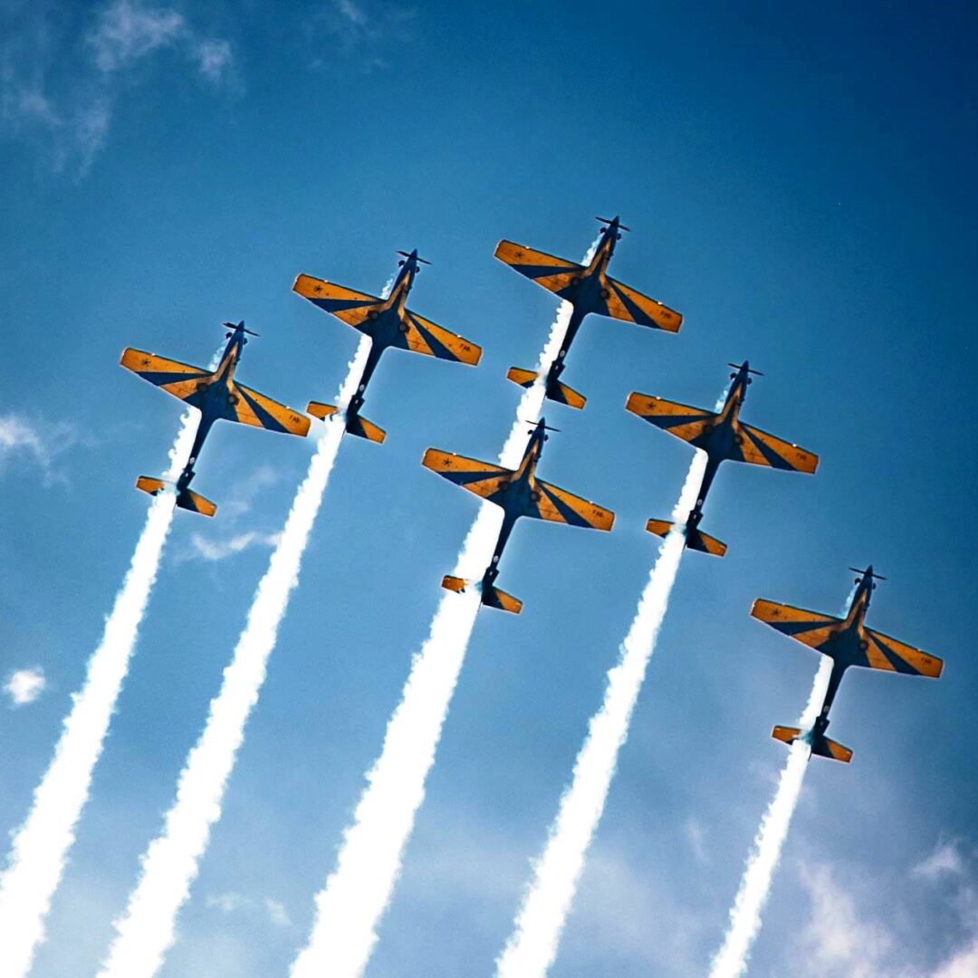 Agenda da Esquadrilha da Fumaça em abril de 2026 já aponta 7 cidades em previsão