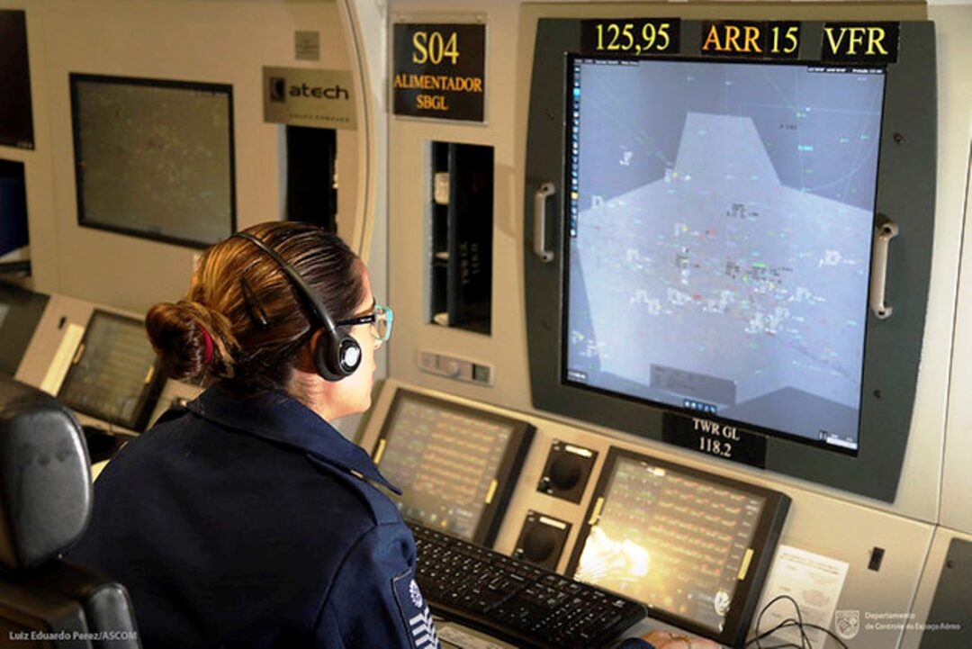 Sala de Controle de Trafego Aéreo_Imagem DECEA1