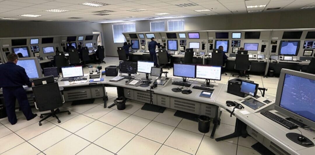 Sala-de-Controle-de-Trafego-Aereo_Imagem-DECEA3
