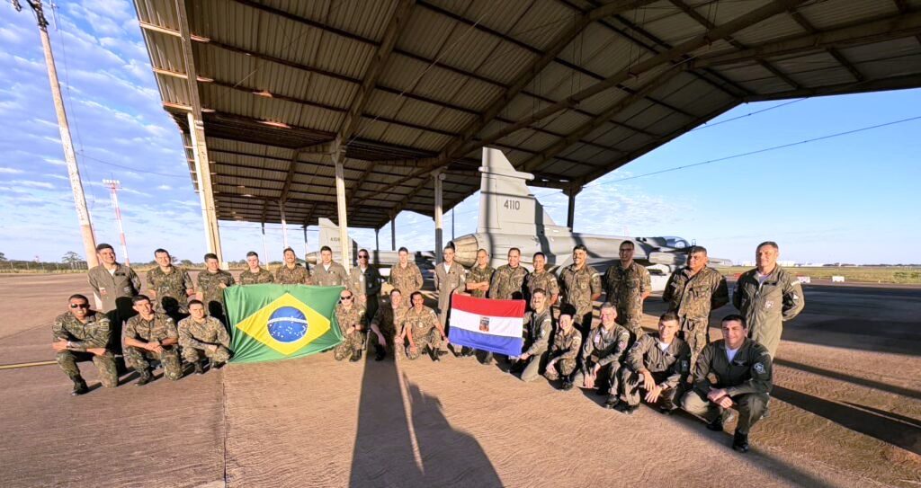 FAB-envia-6-F-39E-Gripen-e-2-KC-390-Millennium-para-Operacao-SALITRE-no-Chile_Imagem-1oGDA-FAB-5