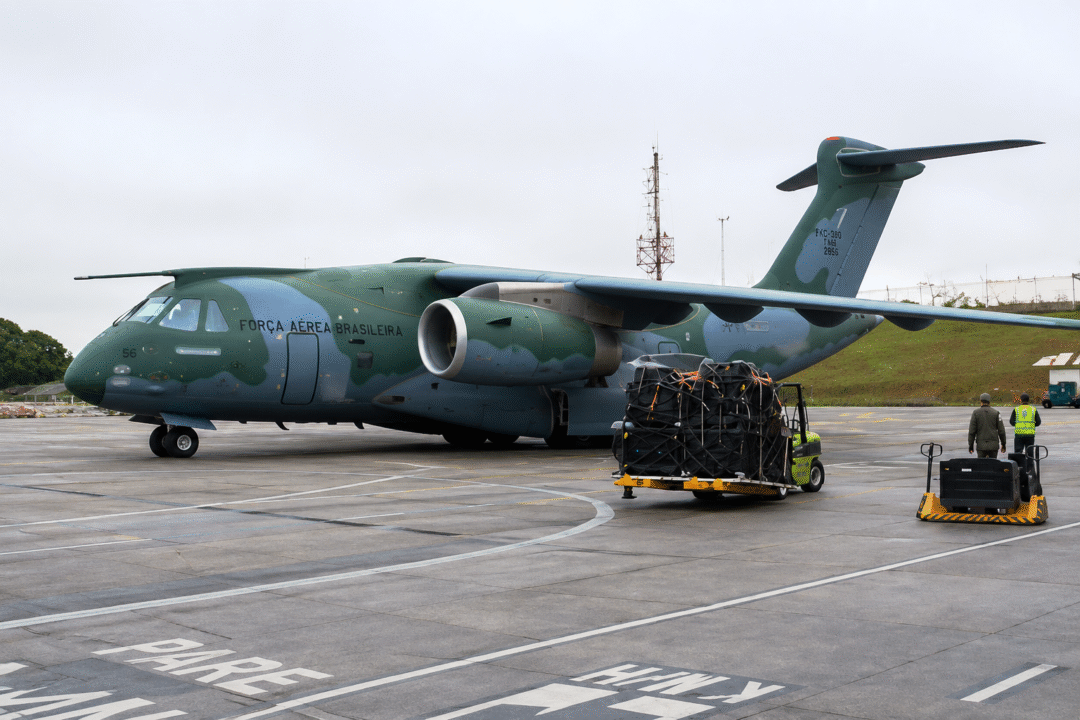 KC-390 da FAB leva ajuda humanitária para Venezuela após terremotos_Imagem BASP