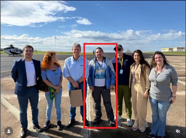 Piloto-Jolando-Gatto-Presidente-da-FEBRAERO-com-o-Gov-do-Estado-de-SP-no-Aeroclube-de-Marilia_Imagem-arquivo-pessoal