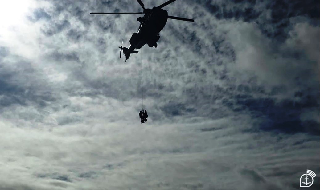 Salvamento-em-Alto-Mar-mobiliza-Marinha-e-FAB_Imagem-Marinha-do-Brasil-1